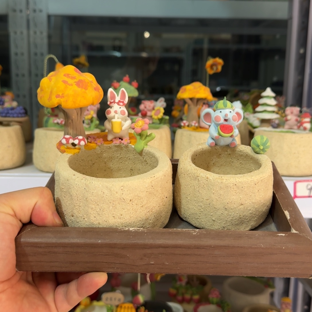 S***a厂家直销手工花盆摆件