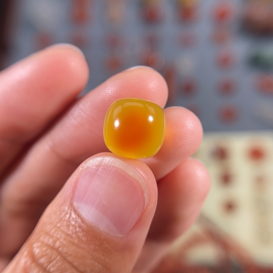玛瑙/玉髓蒲缥料黄冰老型珠10.7未镶嵌
