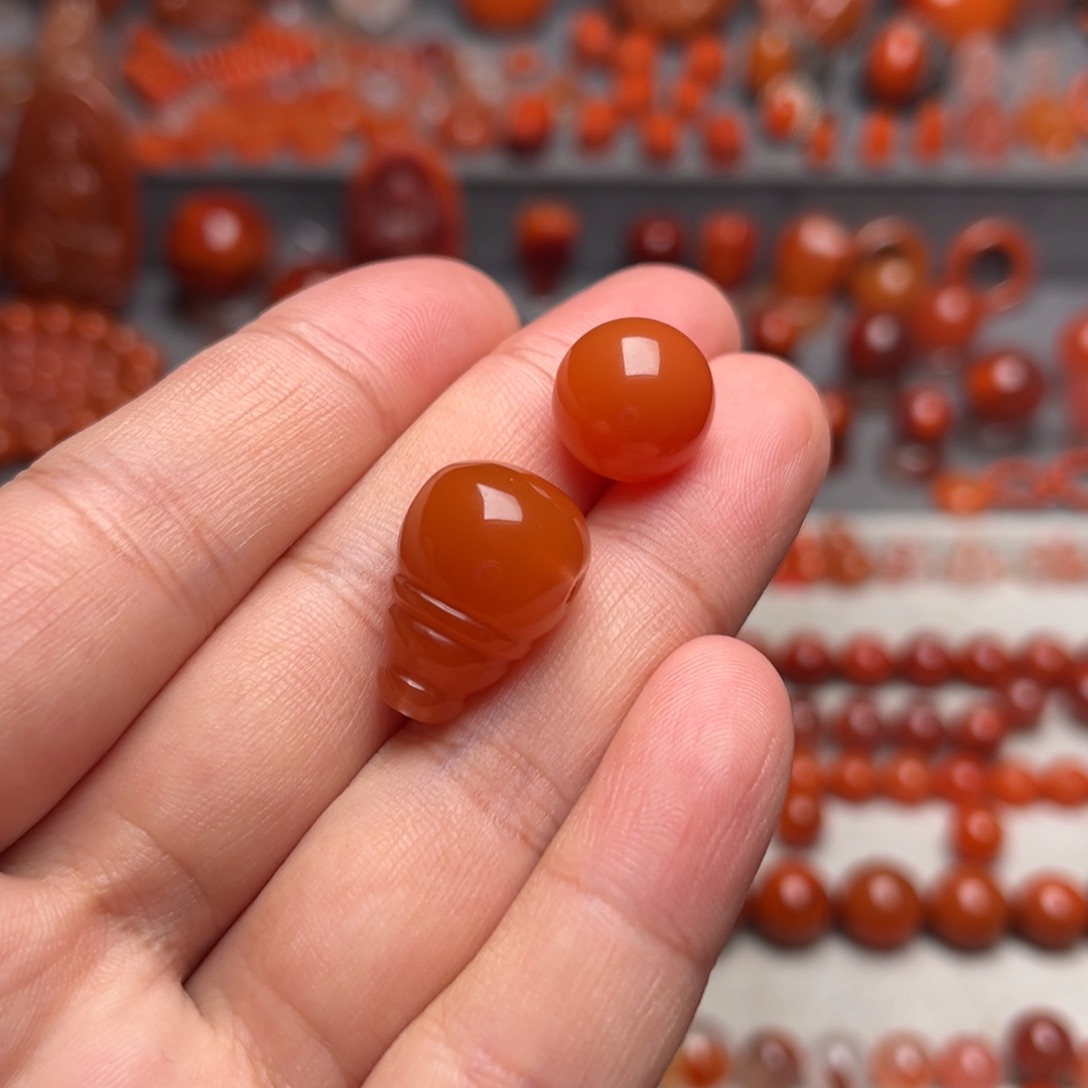 叮***咚南红玛瑙未镶嵌单珠12m三通13m