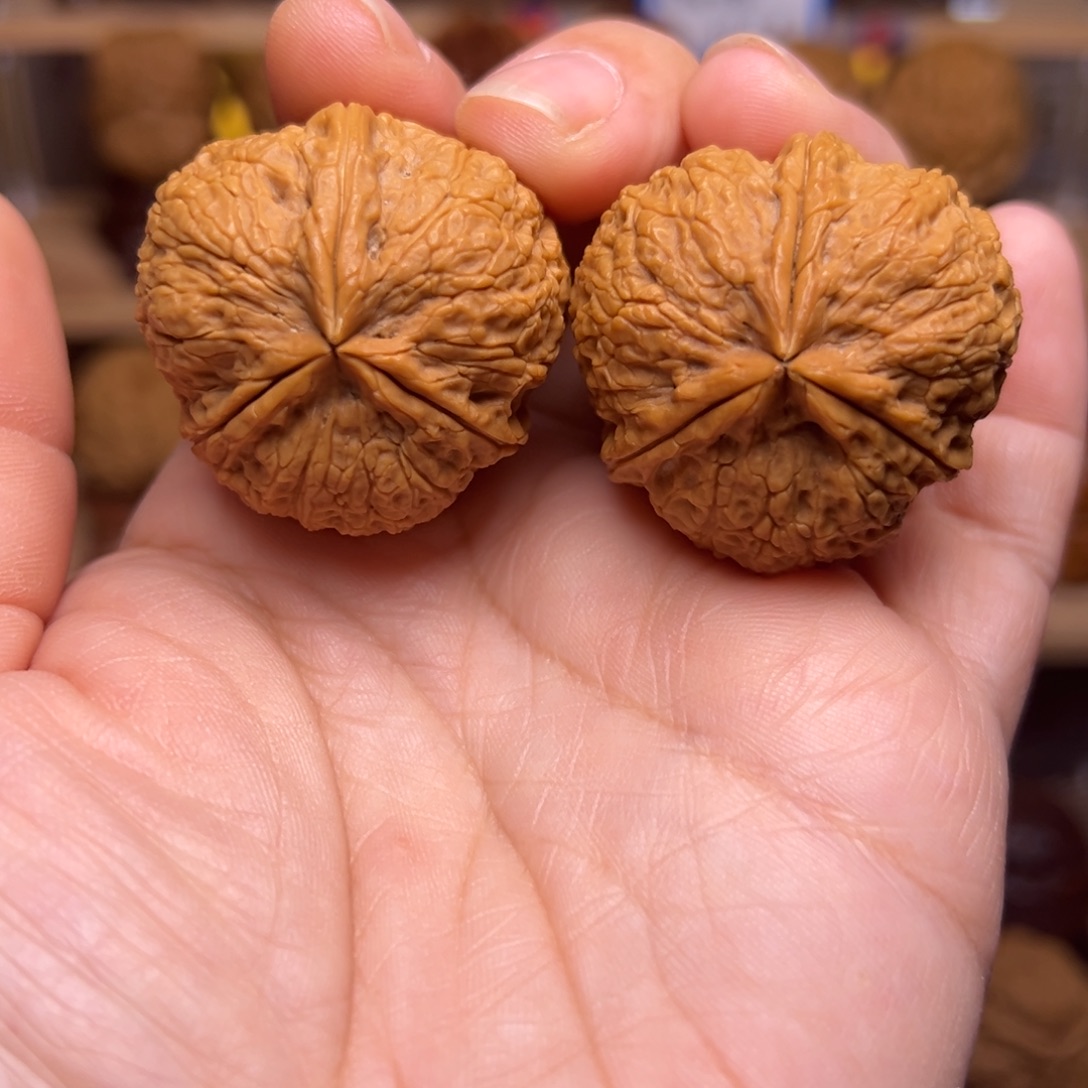 把件文玩核桃27w虎王三棱35尺