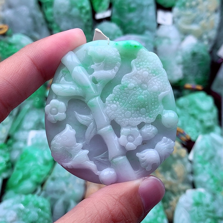 翡翠吊坠(不含链)未镶嵌