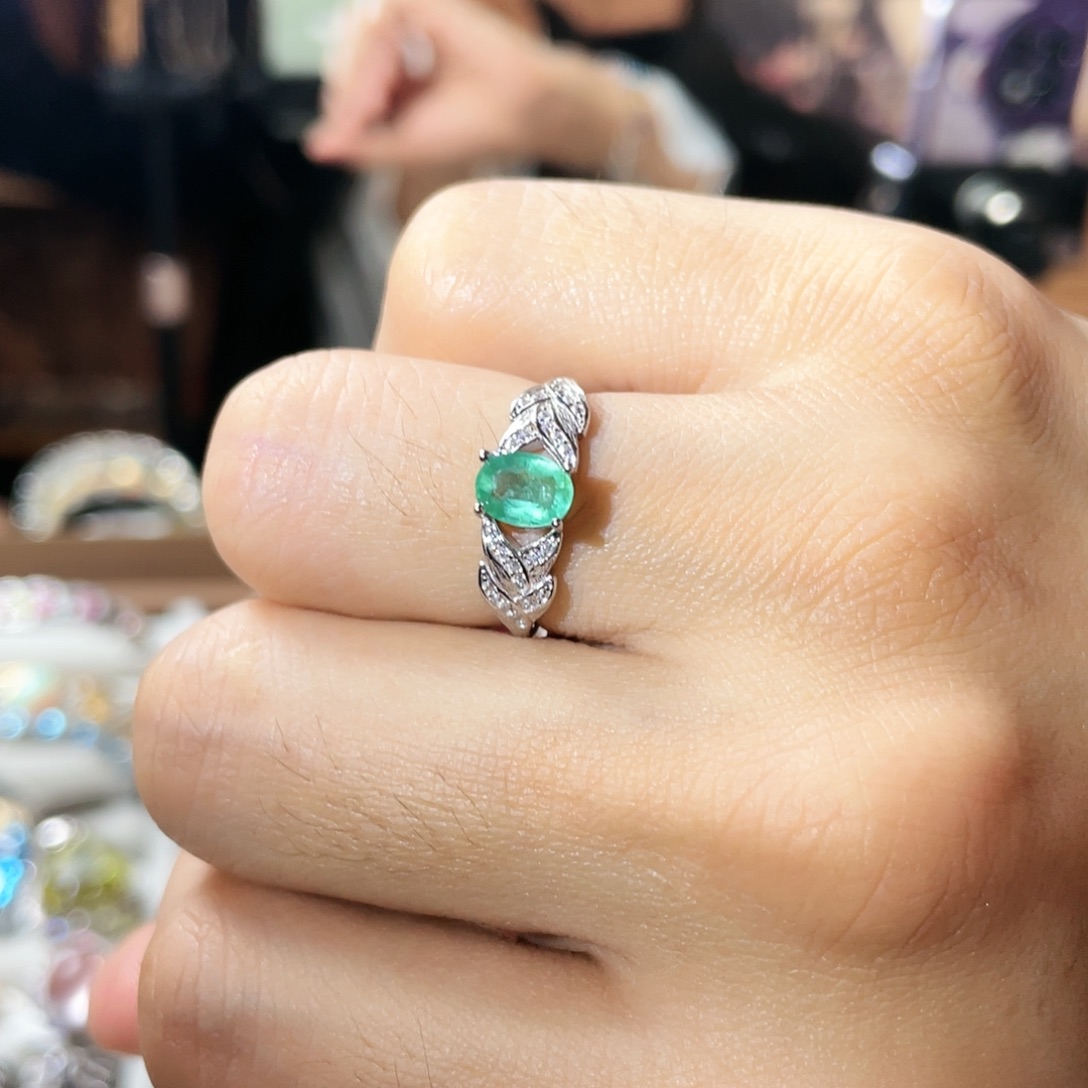 祖母绿戒指银S925镶嵌