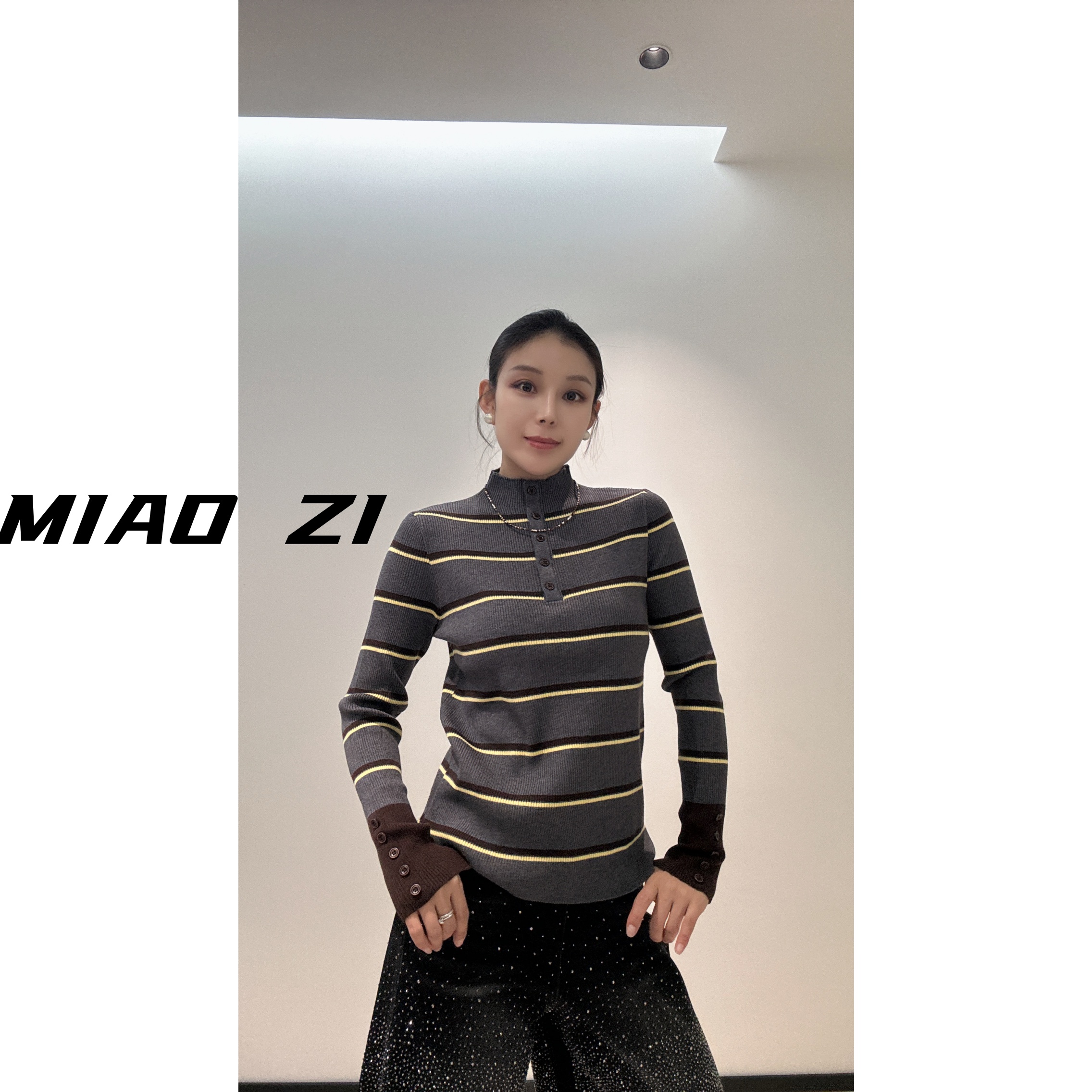 【XIAOZI】冬季长袖针织立领女条纹冬季毛针织衫打底衫衫网红