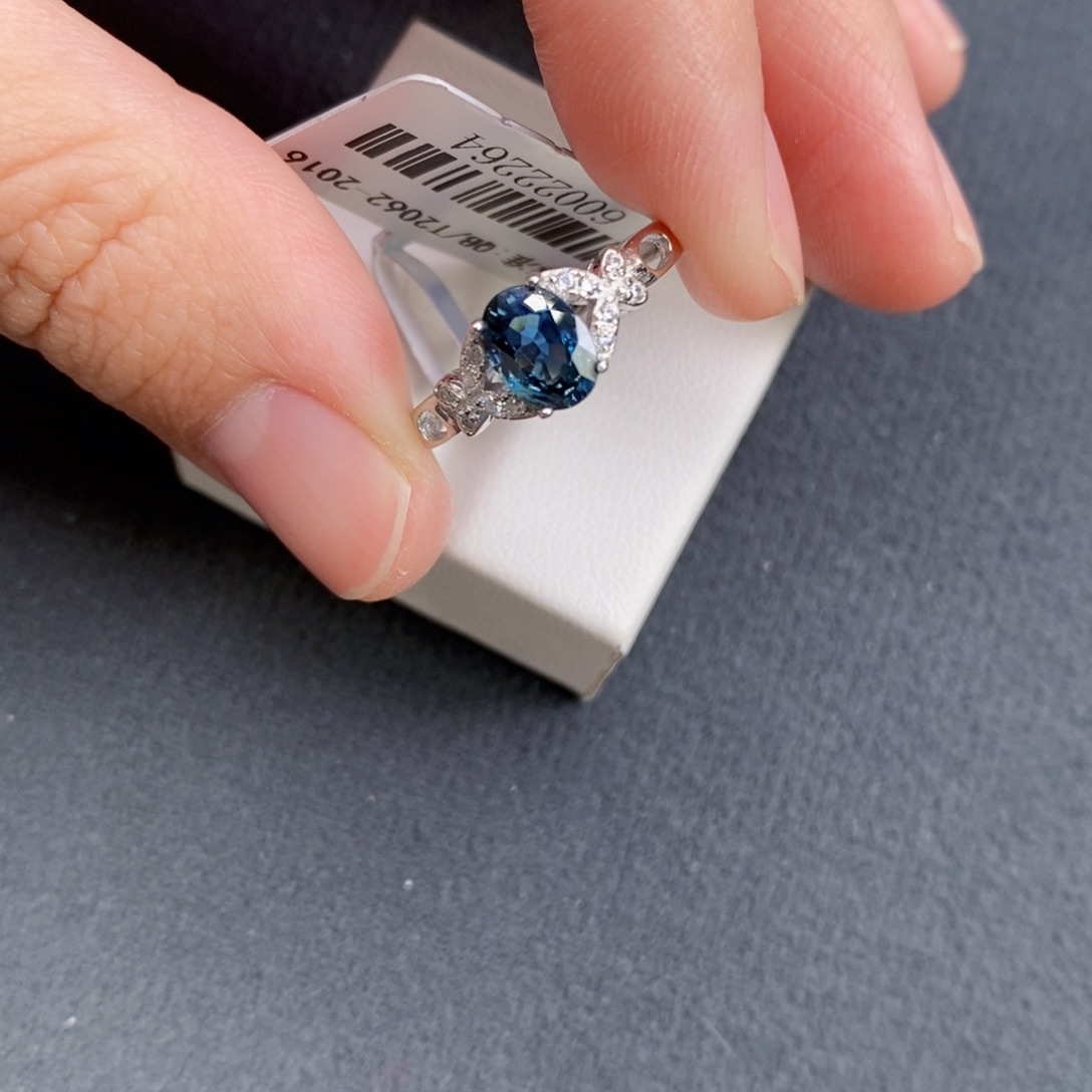 蓝宝石戒指14K金镶嵌