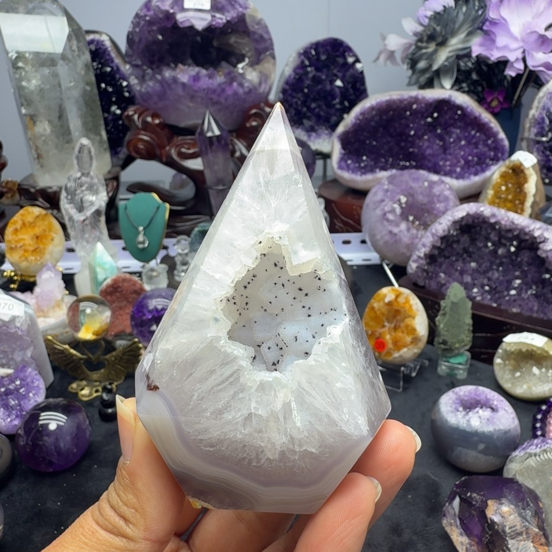未镶嵌摆件水晶蓝色能量柱