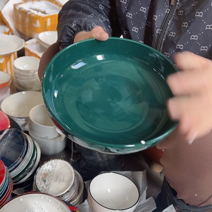 幸****i陶瓷工艺餐具孔绿8盘4只装