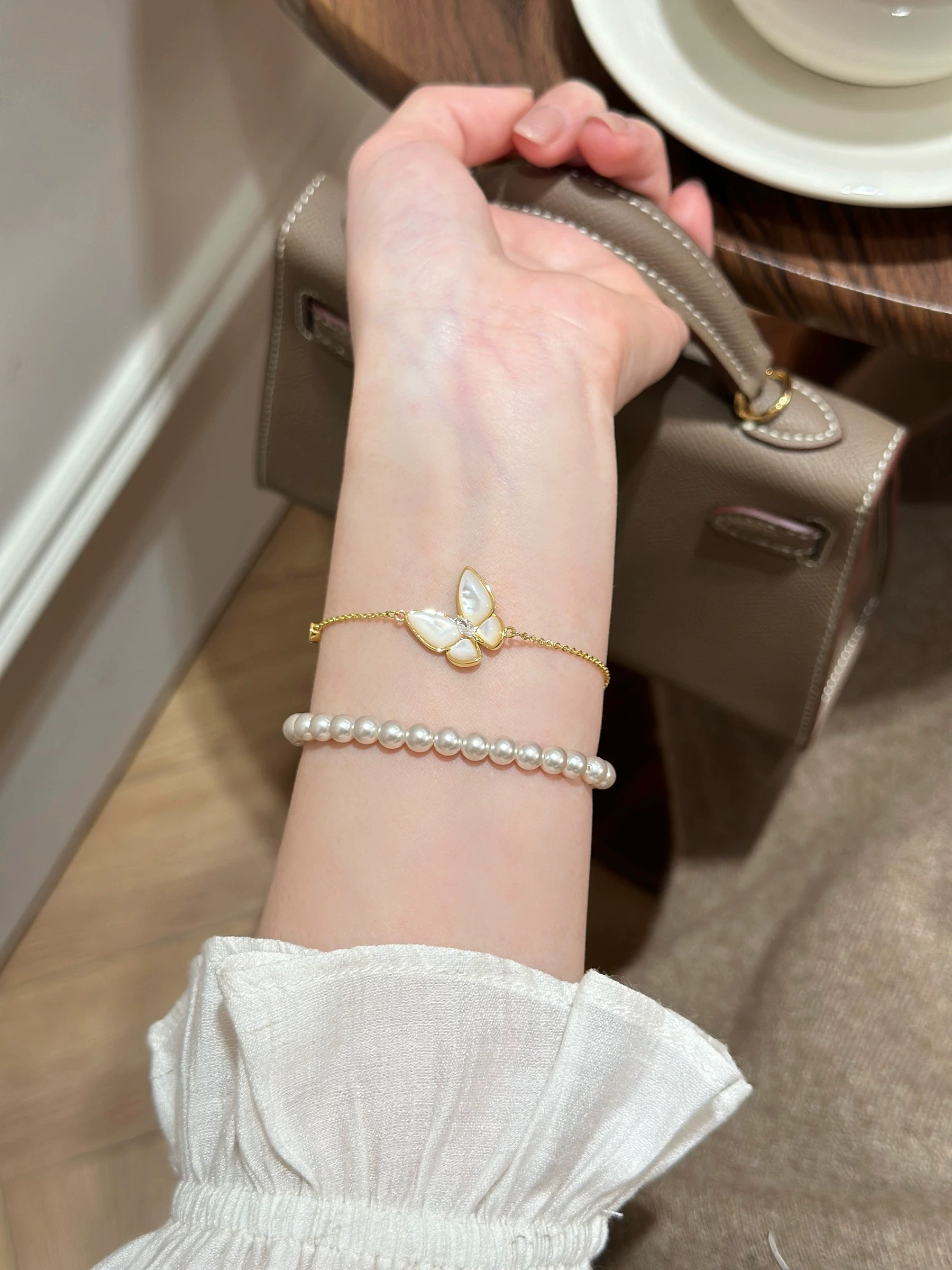 手链 带细节白色蝴蝶手链406