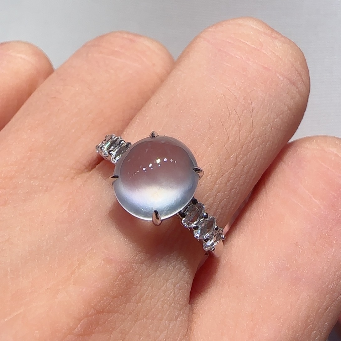 翡翠戒指18K金镶嵌戒指