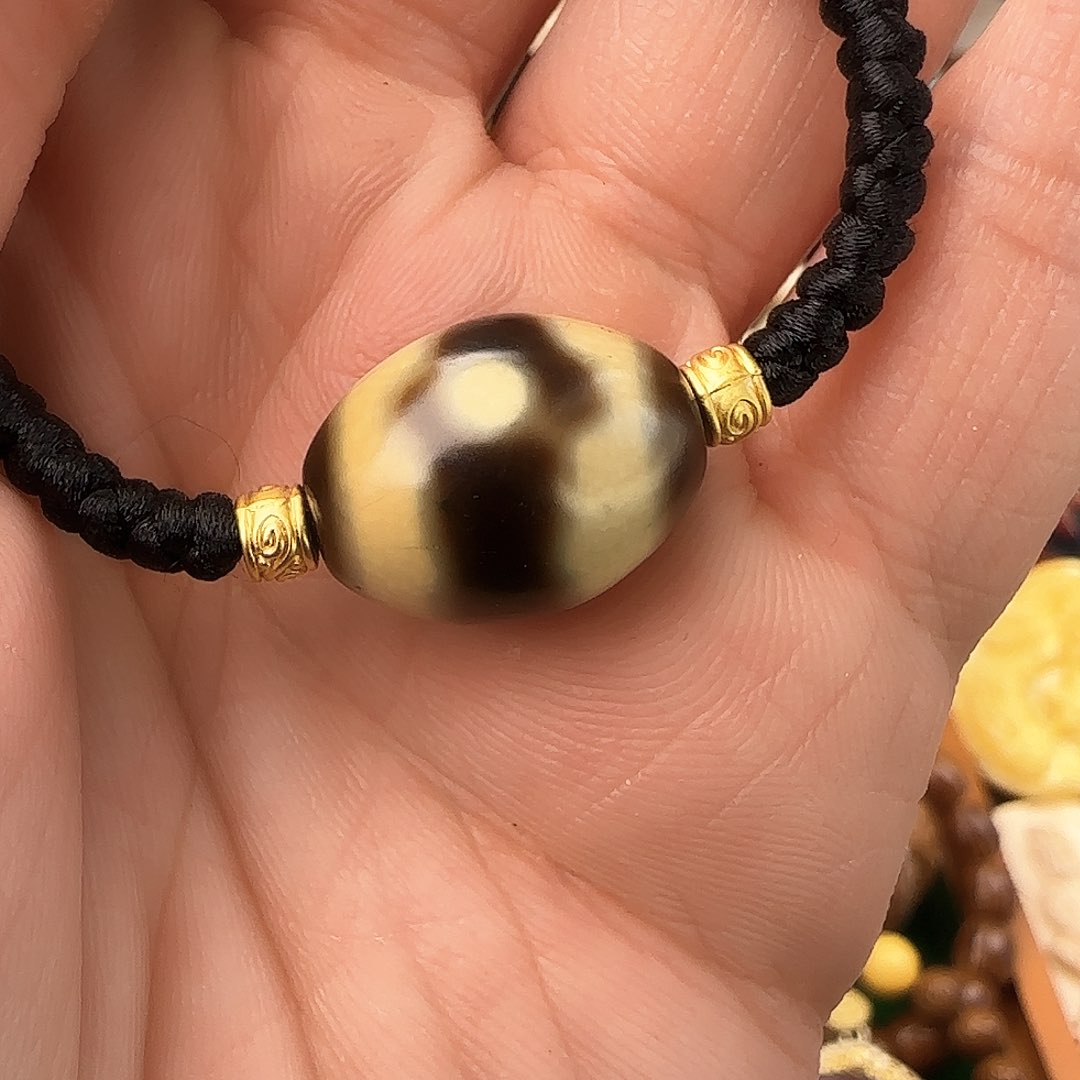 玛瑙/玉髓颈饰合金