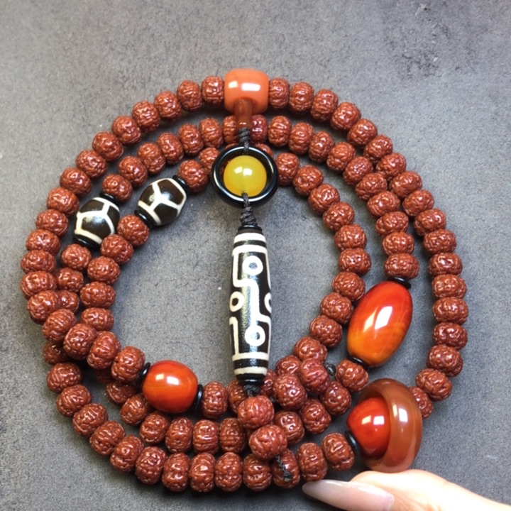 金刚菩提吊坠珍**生金刚