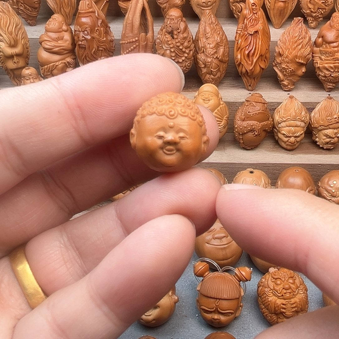 猴头核桃吊坠18宝宝佛