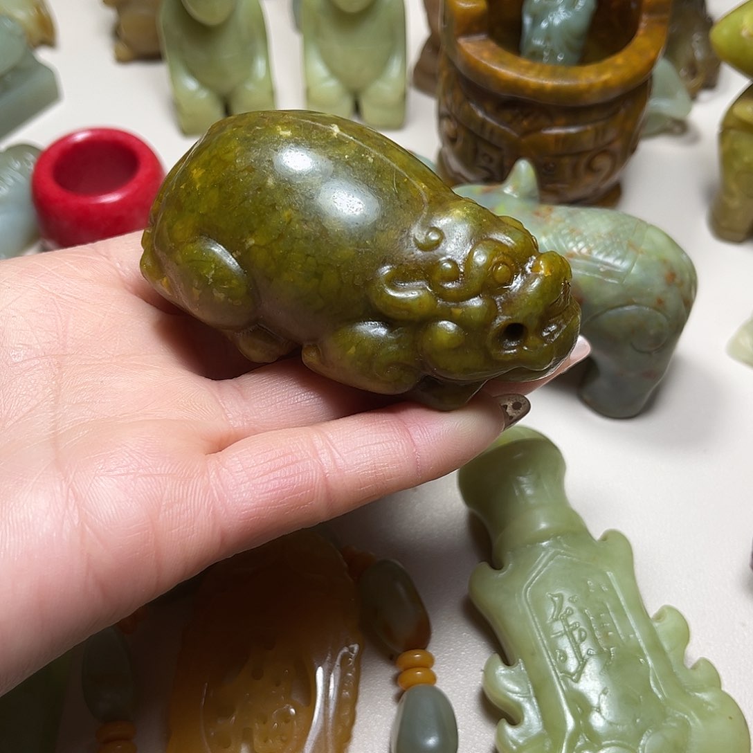 白玉菩提吊坠白玉菩提吊坠