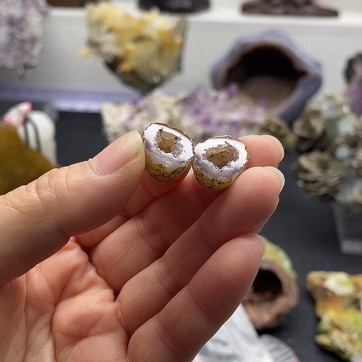 2坦桑石（处理）三*水晶