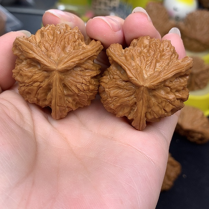 吊坠文玩核桃十*。38三棱