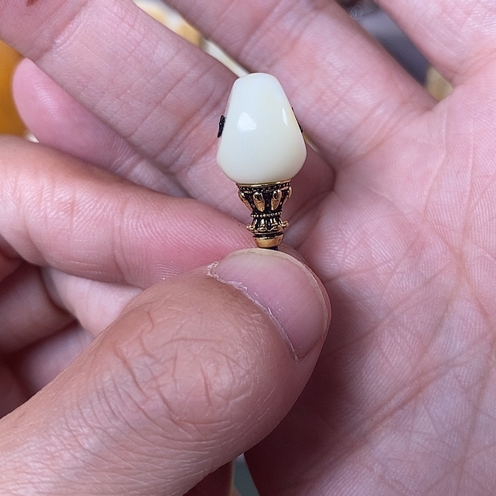 琥珀未镶嵌珠宝奇石我