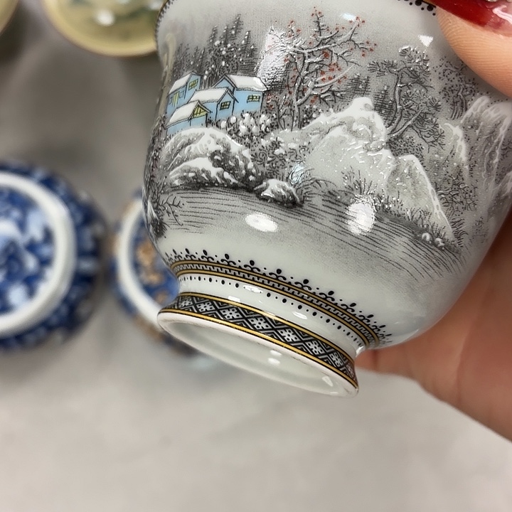 陶摆件雪景两才盖碗