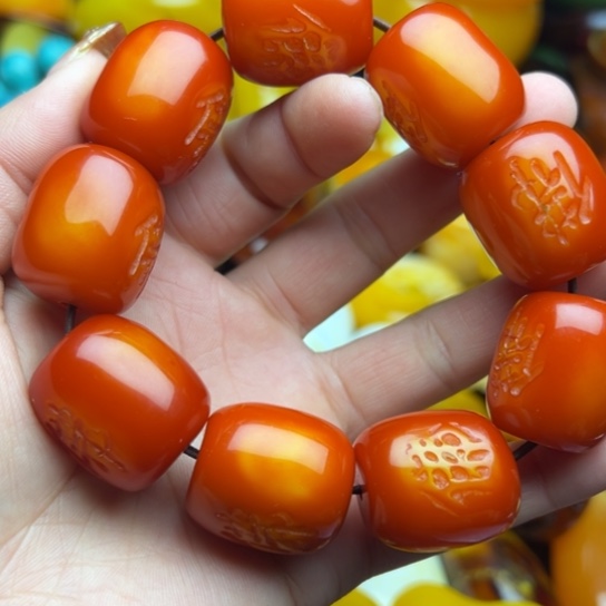 琥珀手串未镶嵌蜜蜡