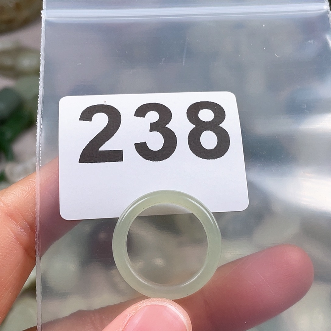 和田玉（糖玉）挂件未镶嵌