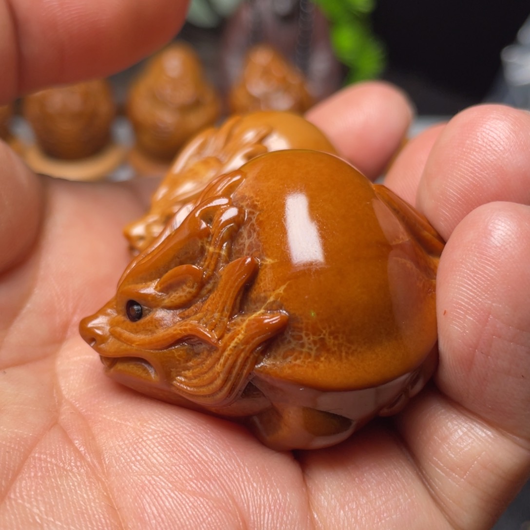 橄榄核手串/手链光背龙龟手球一对3.8左右