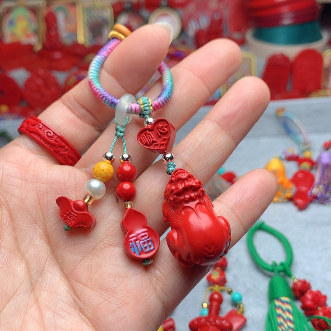 天然辰砂工艺品朱砂钥匙扣包包挂