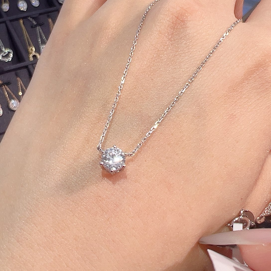 实验室培育钻石18K金镶嵌0.512