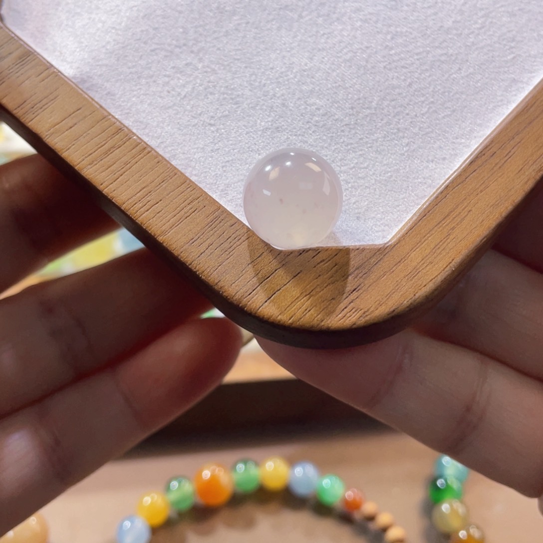 翡翠手链未镶嵌樱花粉