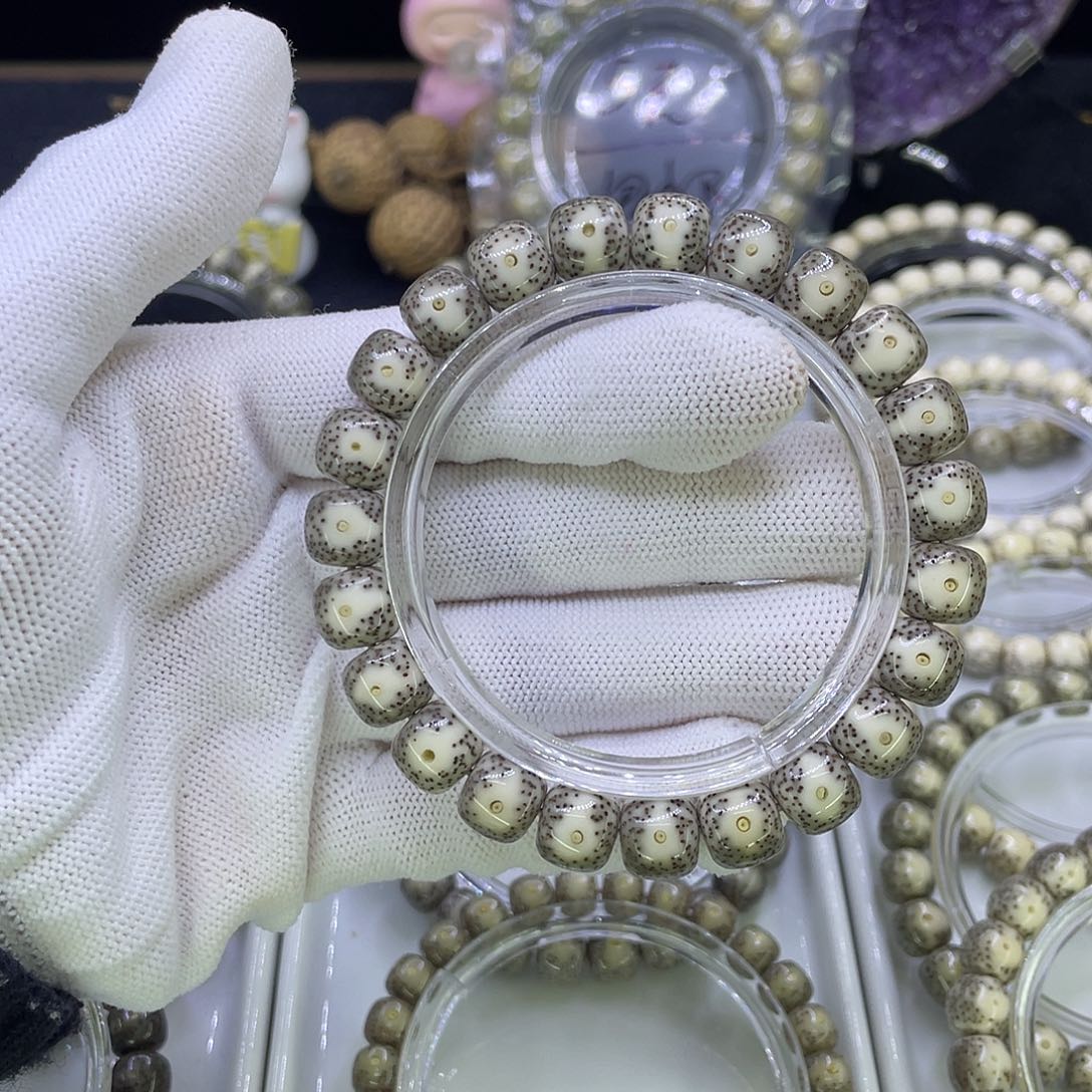 吊坠星月菩提小**撞Y凤眼