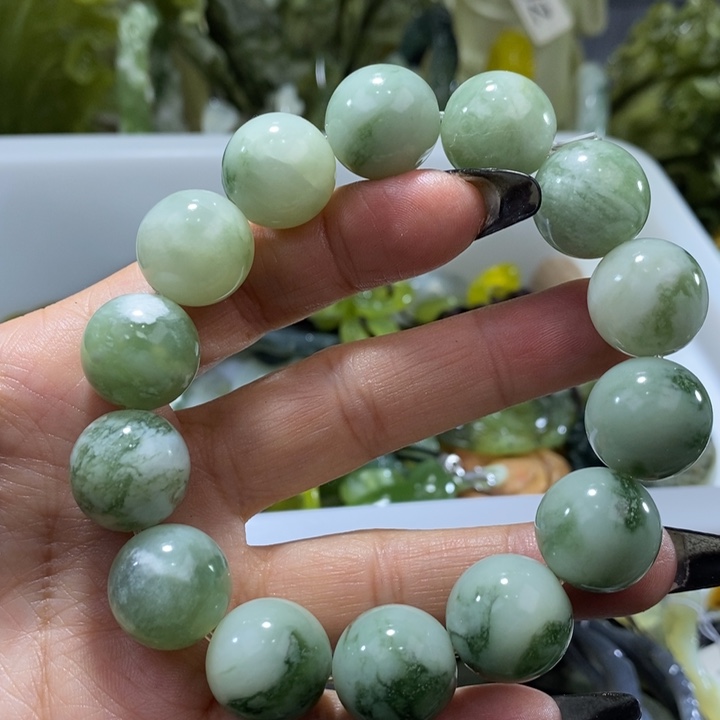 岫玉岫玉老油翠足铂镶嵌