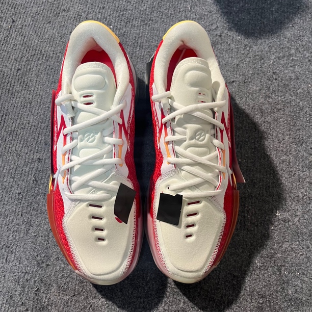 gt1 41码 正品篮球鞋