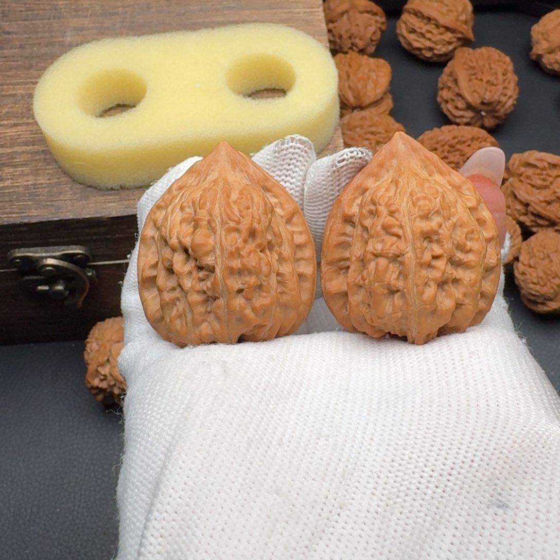 文玩核桃吊坠36赤龙4743