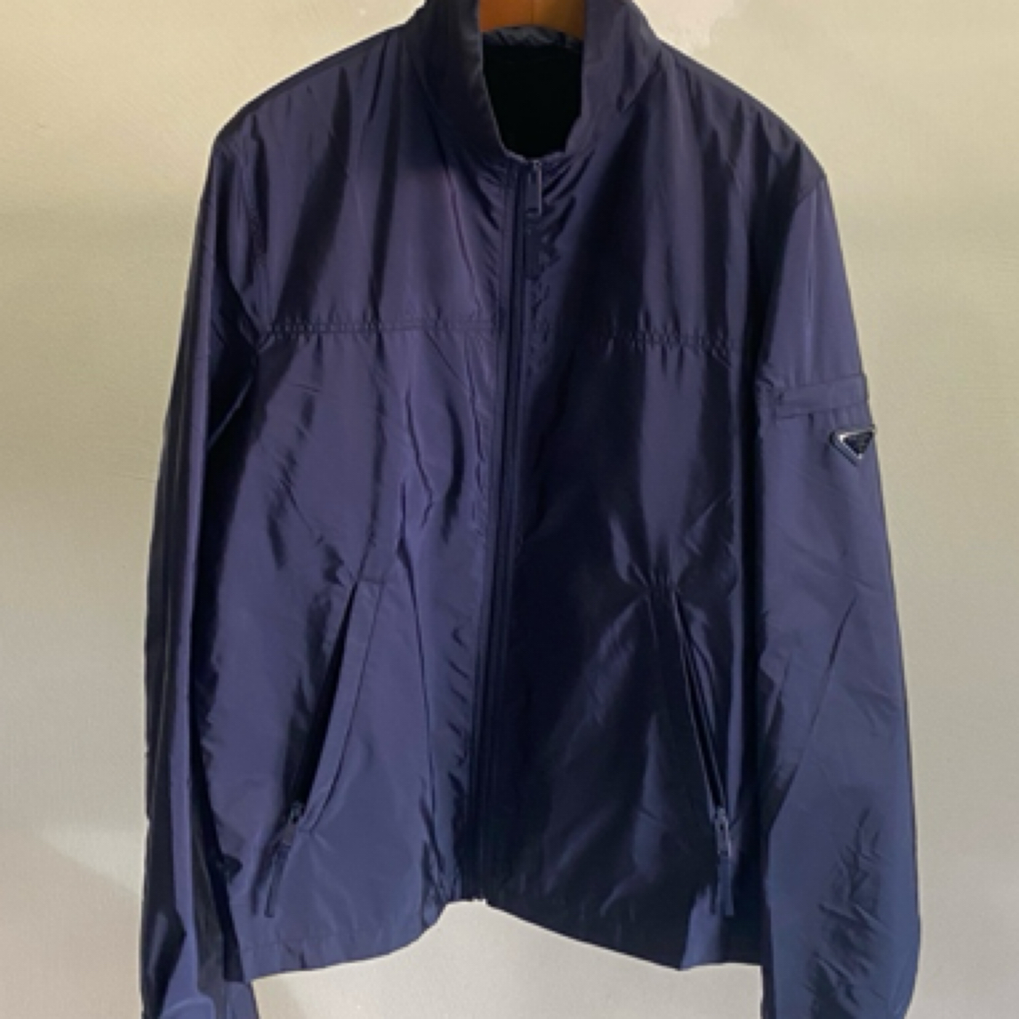 未使用 Prada/普拉达 Prada立领夹克外套袖口魔术贴设计