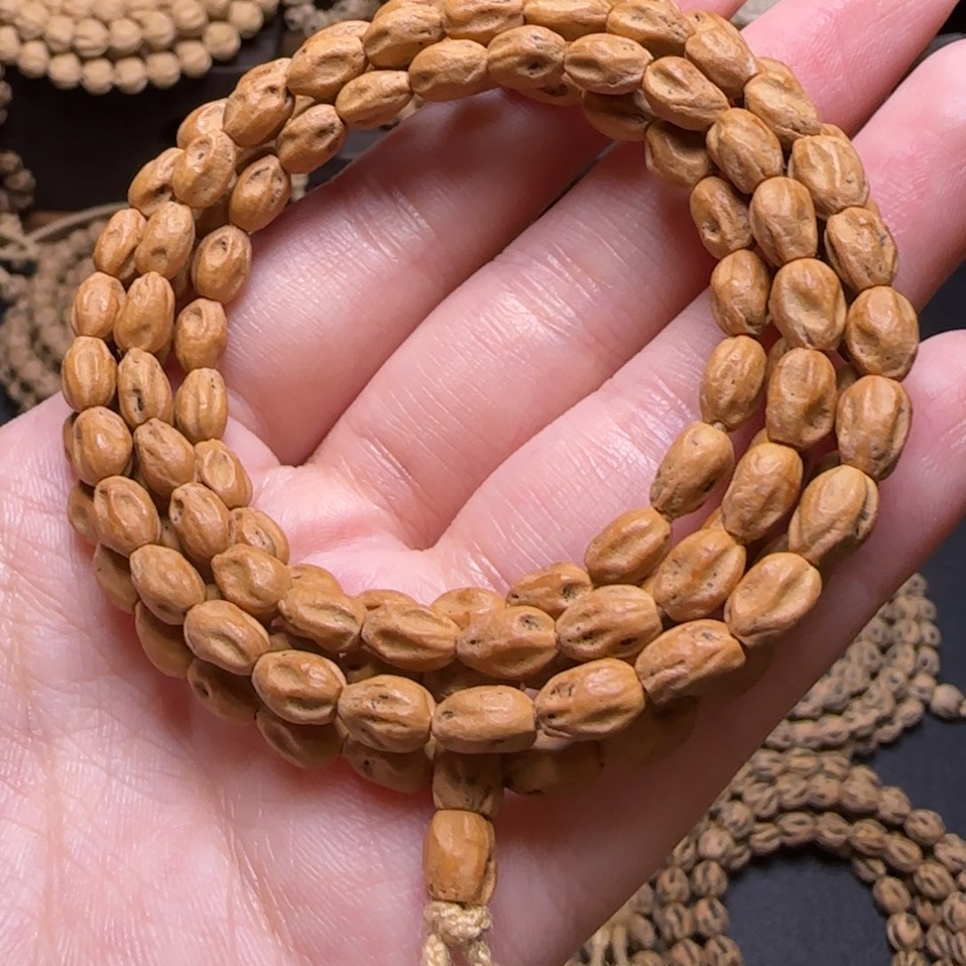 阿***南吊坠柏香籽/百香籽