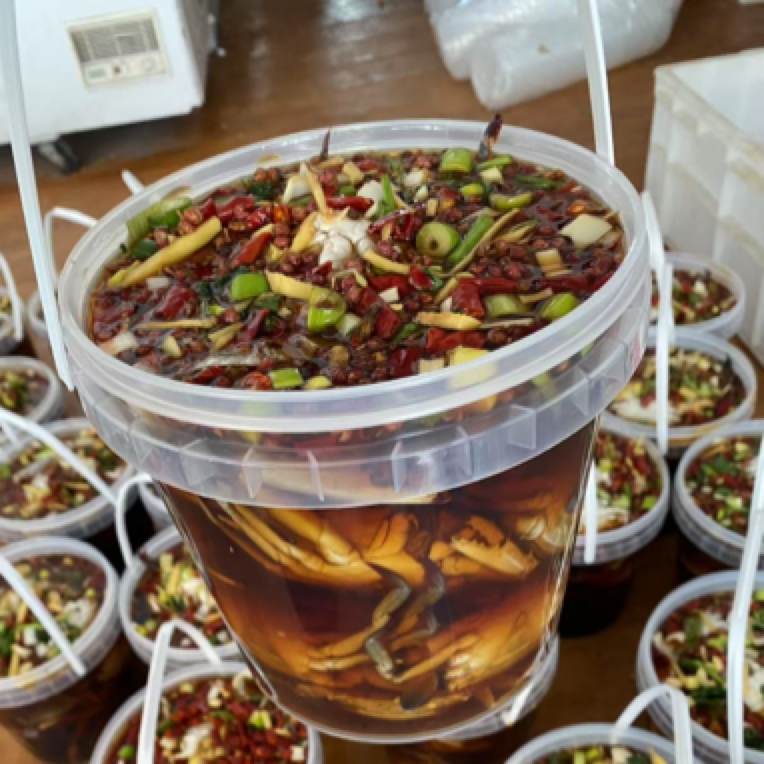 莱州特色生呛二母蟹3斤一桶11只左右
