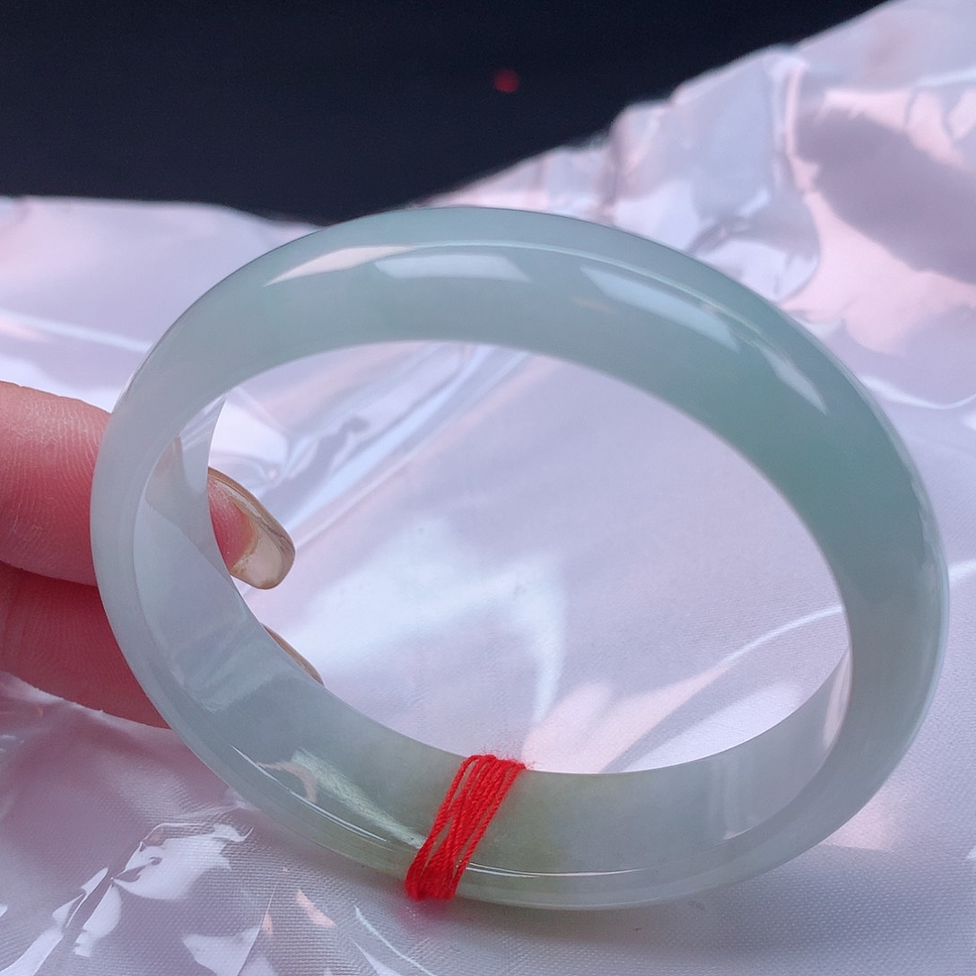【闪购商品】未镶嵌手镯（贵妃镯）翡翠55
