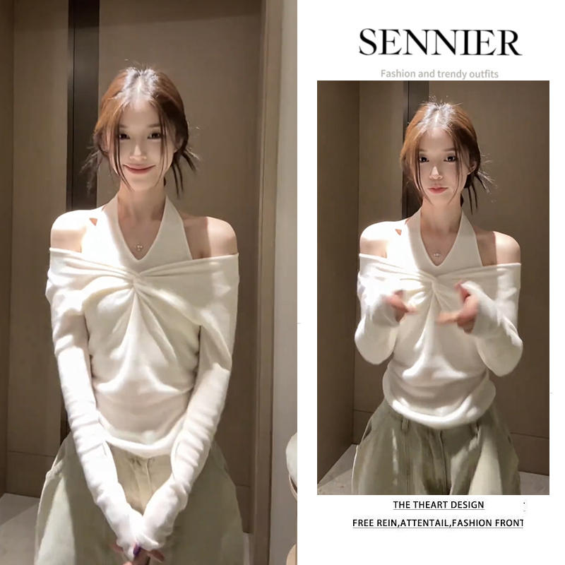 秋季温柔系穿搭女2025新款纯欲设计感露肩上衣高腰阔腿裤两件套装