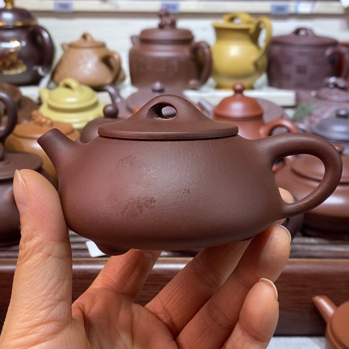 紫砂茶壶微瑕处理一把