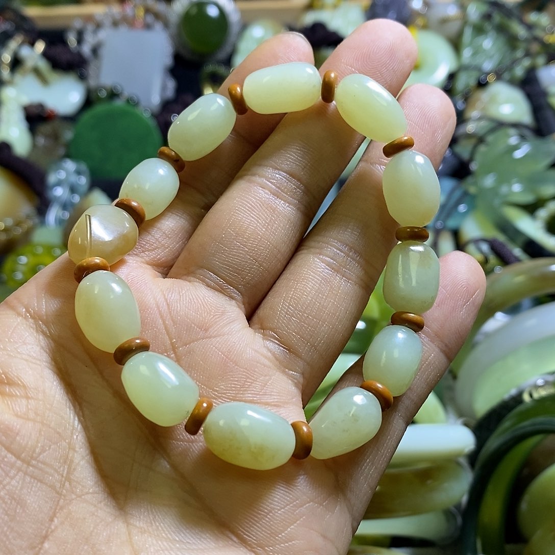 未镶嵌手链和田玉