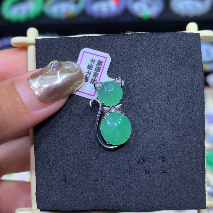 翡翠18K金镶嵌手链翡翠