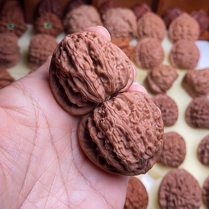 【闪购商品】文玩核桃吊坠勿**安40三角白