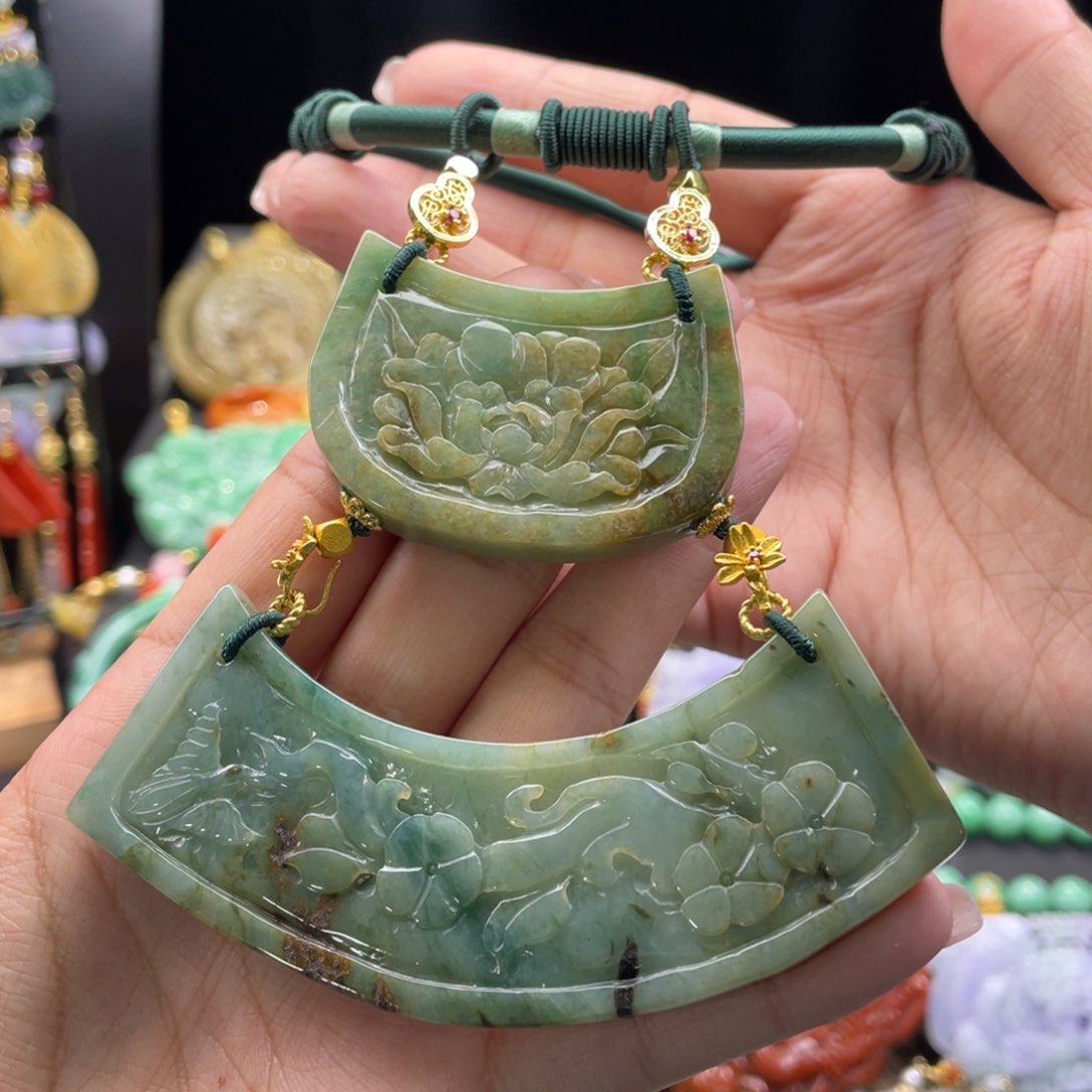 翡翠颈饰未镶嵌代编织