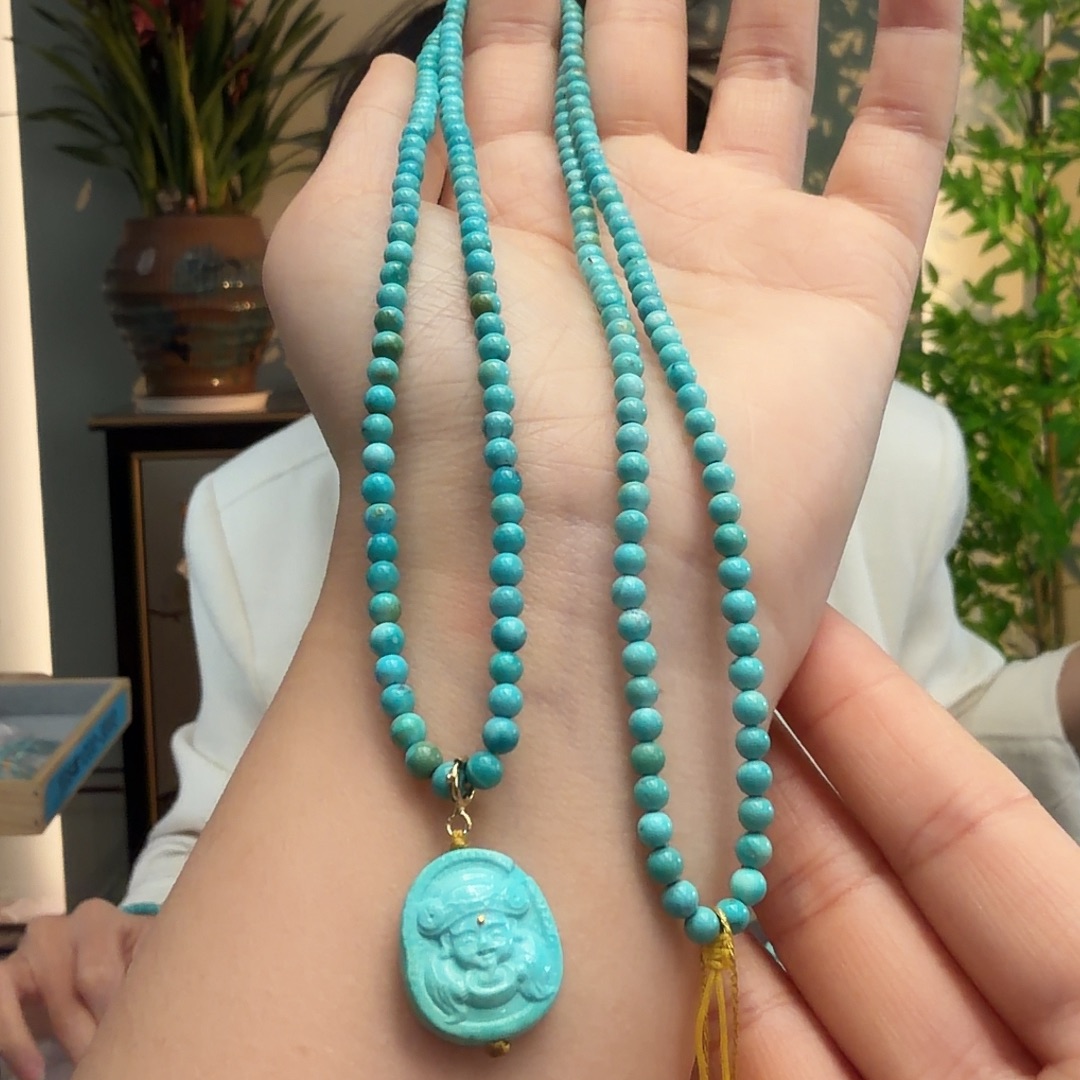 绿松石未镶嵌颈饰