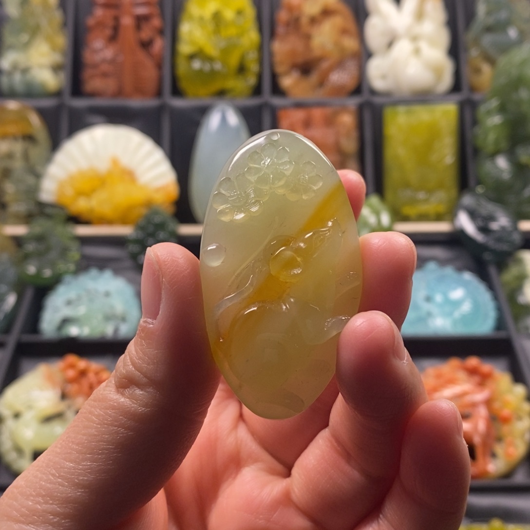 蛇纹石玉合金颈饰