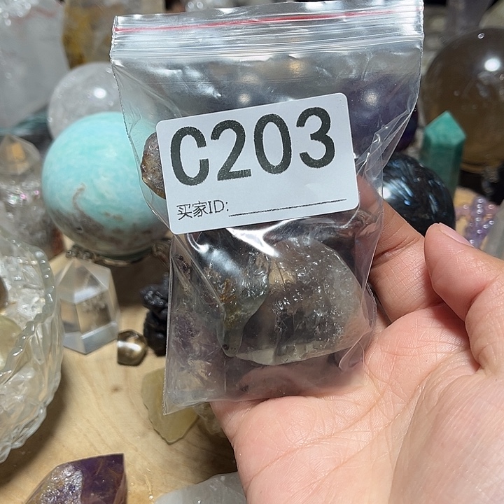 海***诺水晶未镶嵌珠宝半成品多样性发其一微瑕