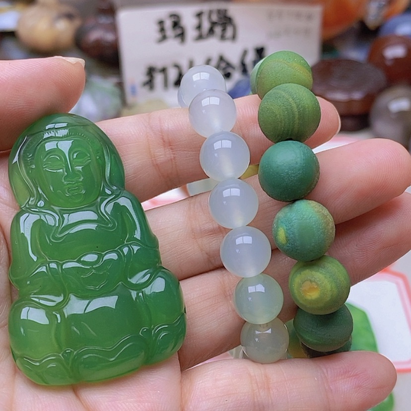 【闪购商品】未镶嵌玛瑙/玉髓珠宝半成品碧**?