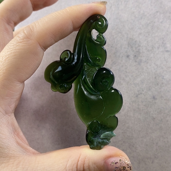 岫玉挂件吊坠未镶嵌