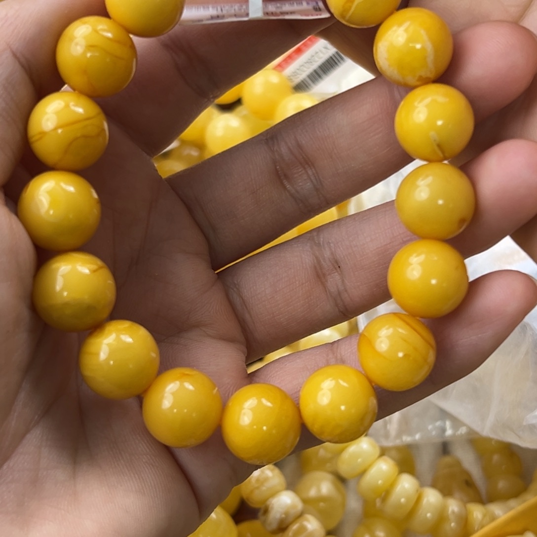 琥珀珠宝奇石未镶嵌