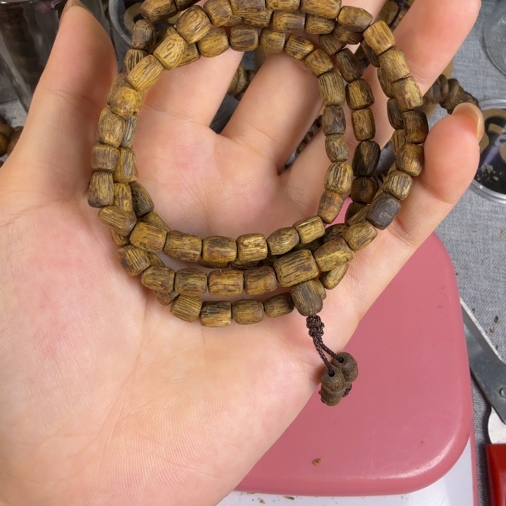 沉香碎屑沉香莺歌绿奇楠05随形多圈13克