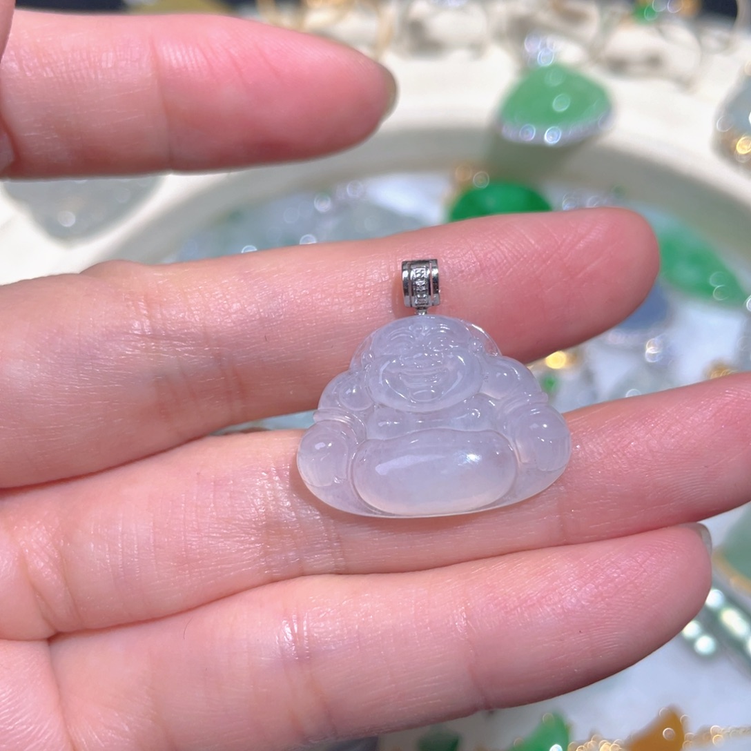 翡翠颈饰18K金镶嵌翡翠