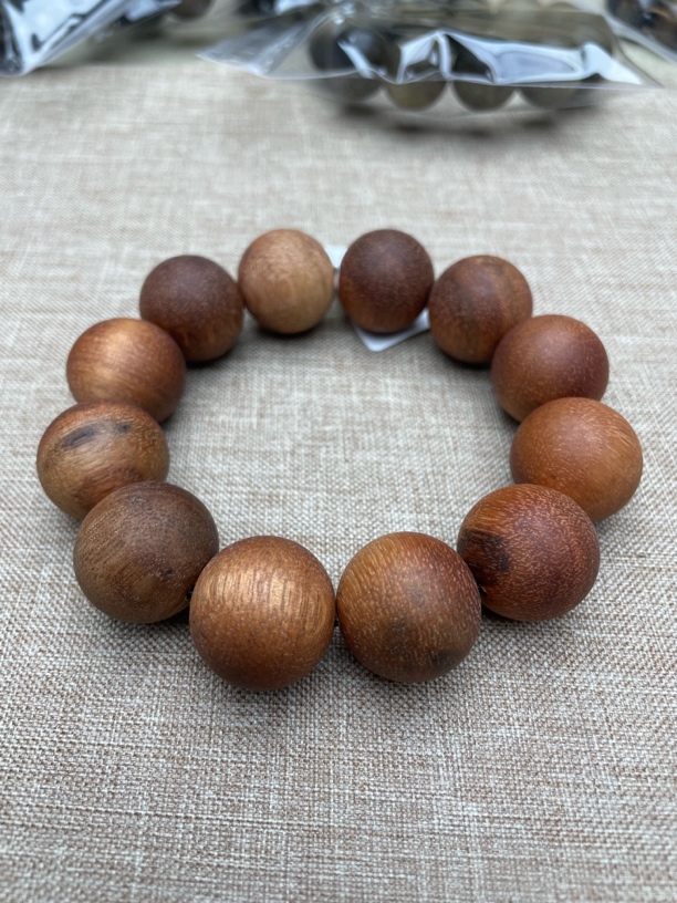 高盛沉香木串（) 435