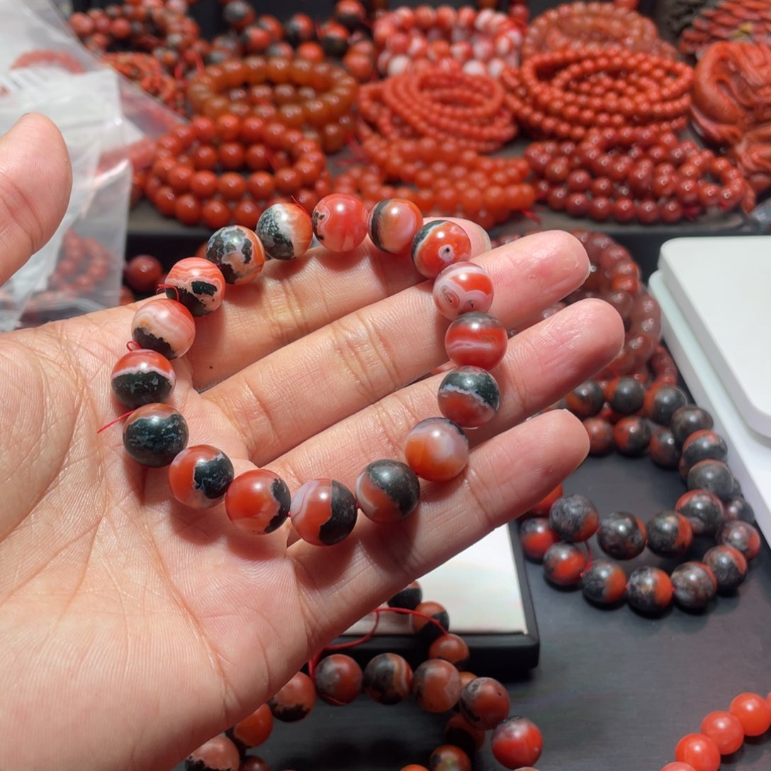 南红玛瑙手链未镶嵌